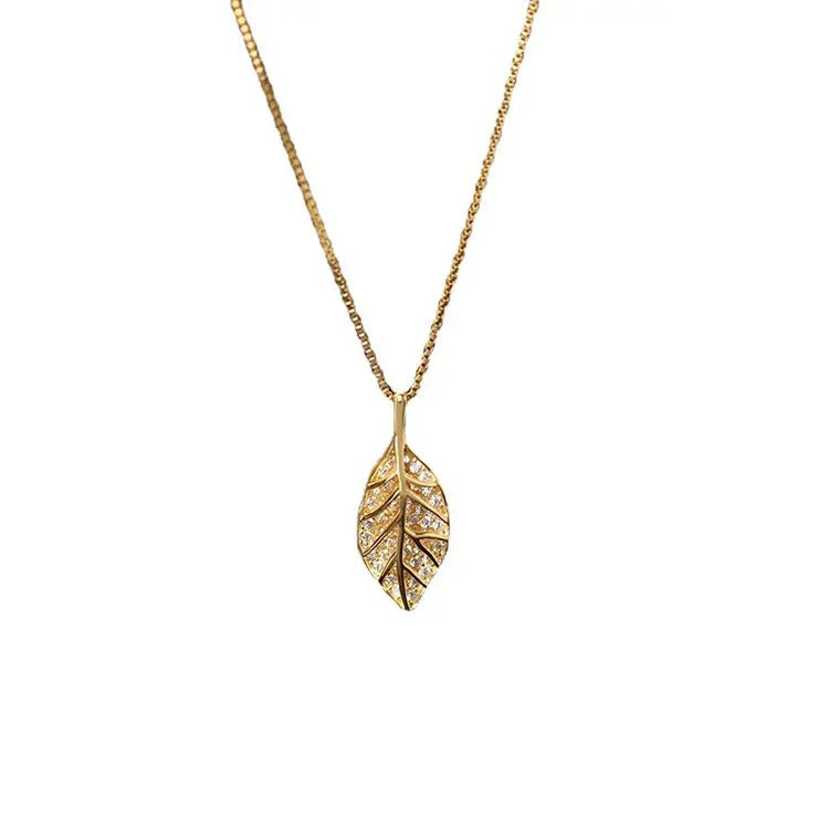 Glammiee Leaf Pendant Necklace